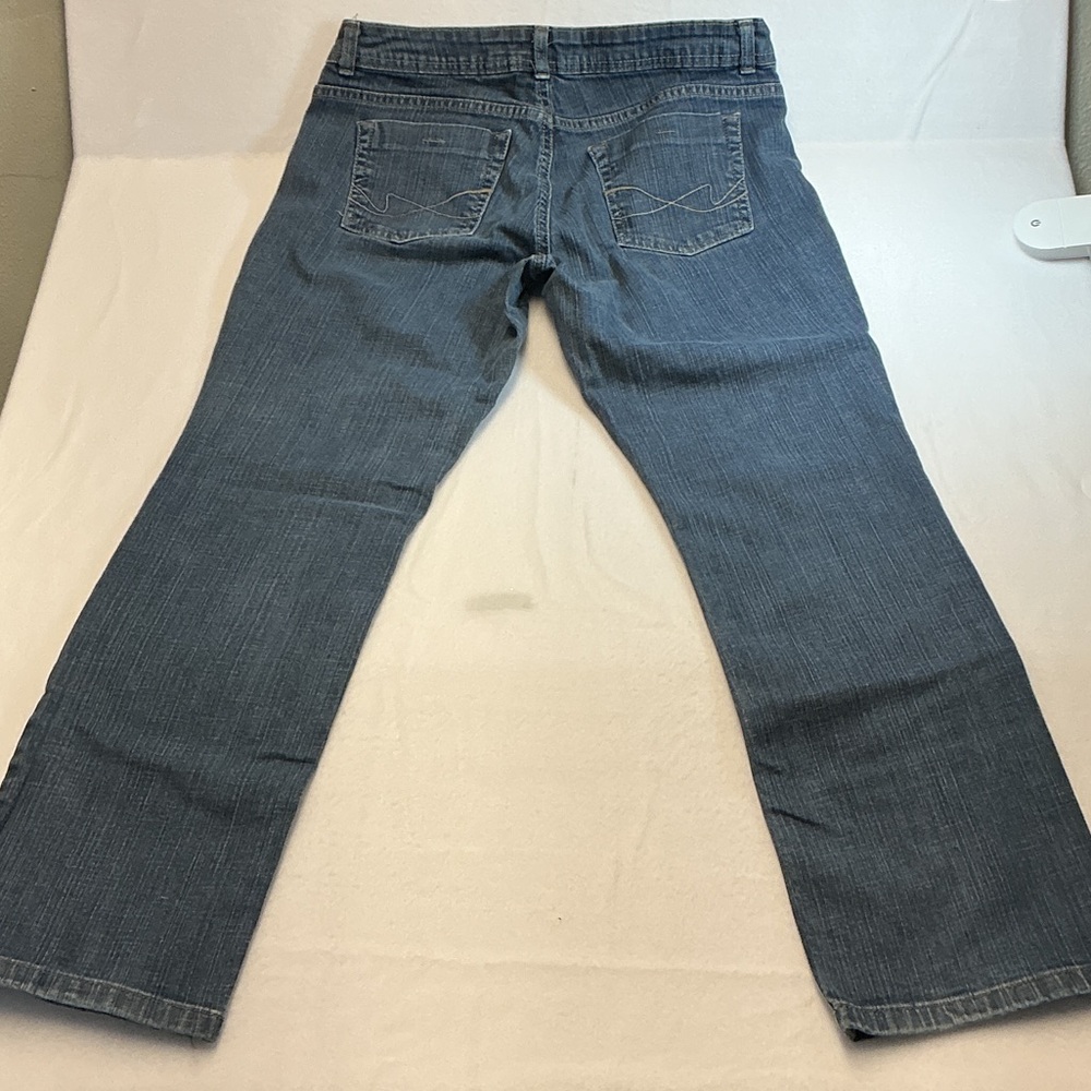 Faded Glory Women’s Boot Cut Jeans - Medium Blue Denim - Picture 3 of 3